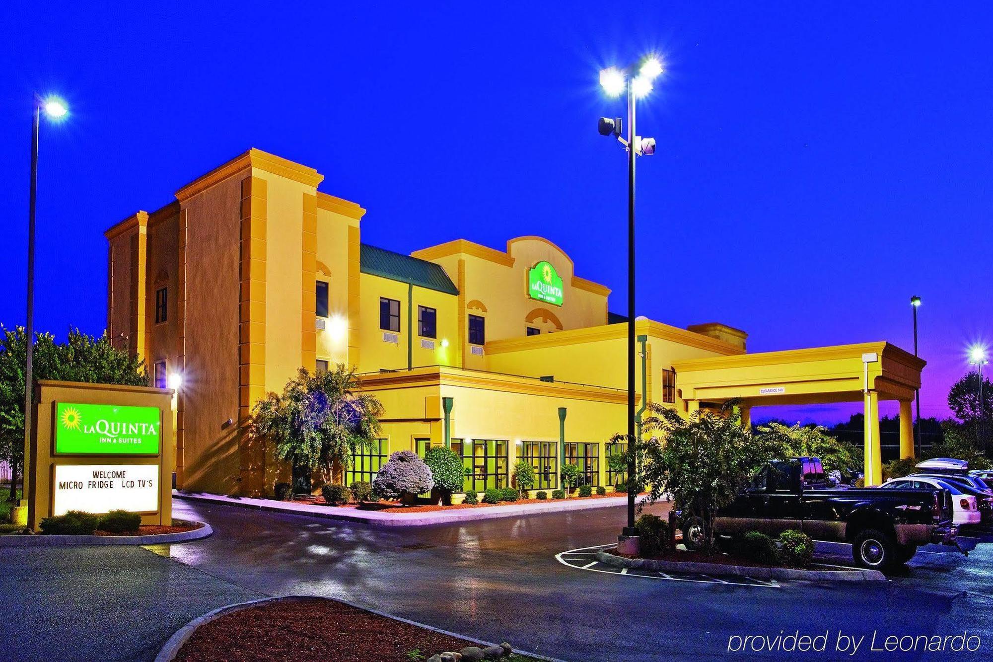 La Quinta By Wyndham Knoxville East Exterior photo
